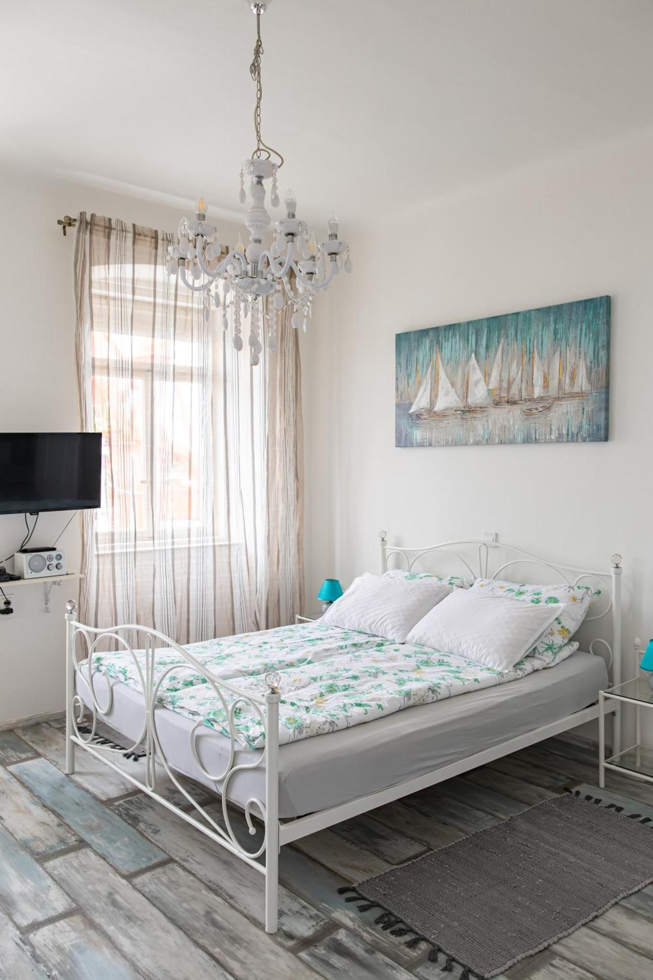 Main Square Apartments With Sea View Pula Bagian luar foto